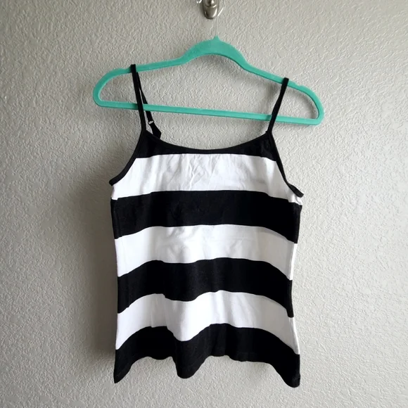 New York & Co black/white striped tank, size Large - Picture 2 of 7